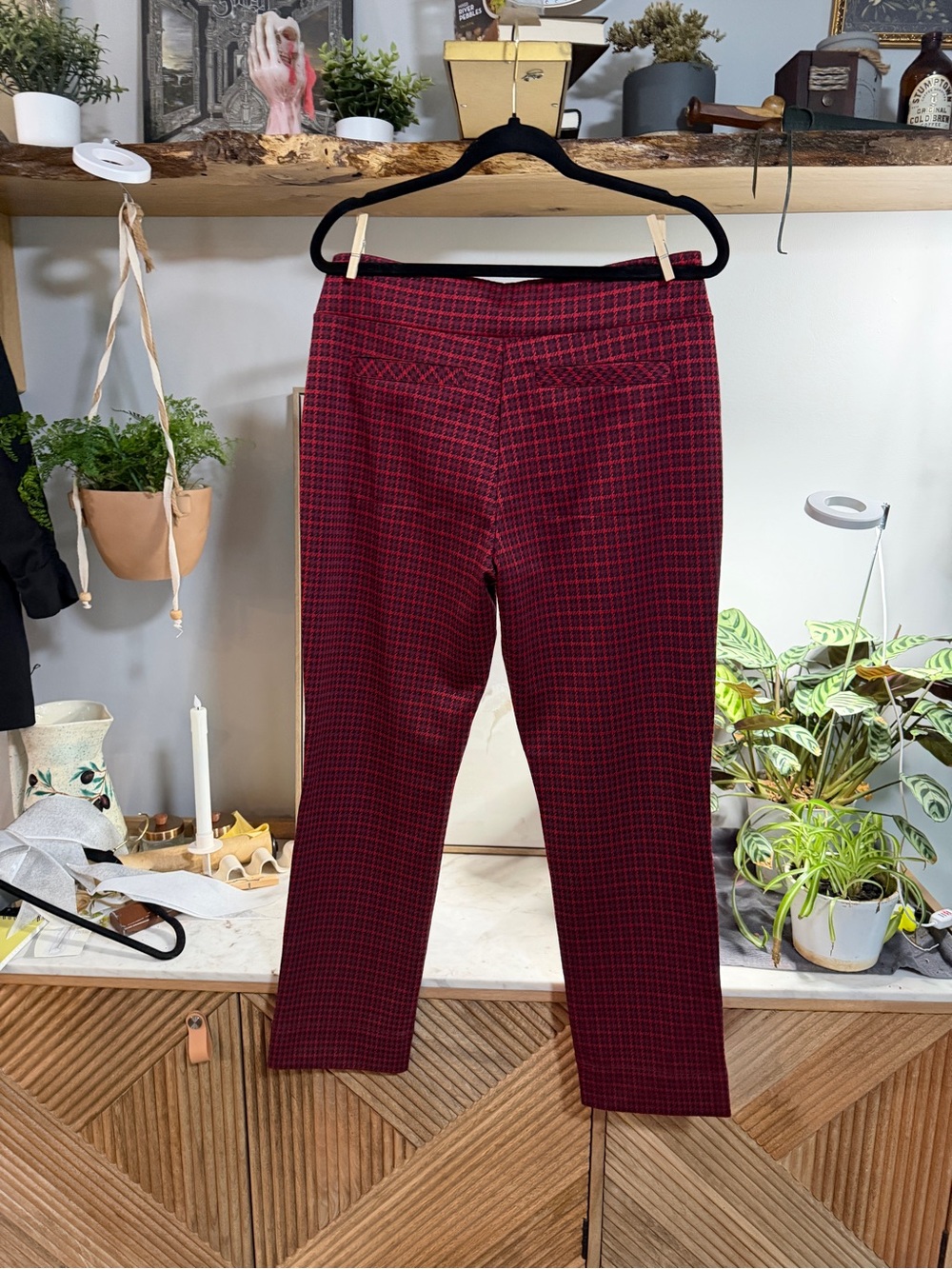 CAbi Burgundy Houndstooth Straight-Leg Pull-On Pants - Picture 4 of 8
